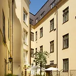 Royal Hotel 3*