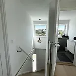 Welcome To A Charming In Västra Frölunda Semesterbostad