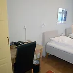 Vanilla Hotel