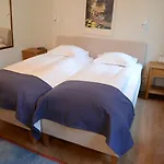 Vanilla 3*