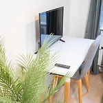 Apartamento Calm Linné Steps From Haga - Fully Equipped