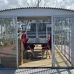 Botel La Mare 3*
