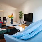Large 2br - Scandinavian Design - Balcony Apartamento *
