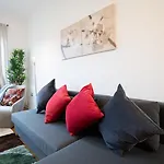 Large 2br - Scandinavian Design - Balcony * Gotemburgo