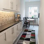 Large 2br - Scandinavian Design - Balcony Apartamento *