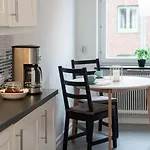 דירה Large 2br - Scandinavian Design - Balcony