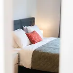Apartamento Large 2br - Scandinavian Design - Balcony