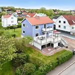Workers - 4br - 8 Beds - 2 Kitchens - Volvo *