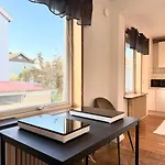 Workers Big - 5 Bedroom - 2 Bath - Volvo