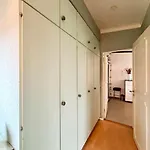 Workers - 4br - 4 Beds - Parking - Near Volvo Дом отдыха Гётеборг