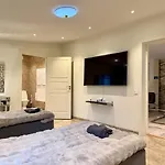 Сasa de vacaciones Workers - 7 Bedroom - 15 Beds - 3 Bath *