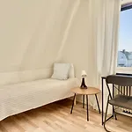 Workers Big - 5 Bedroom - 2 Bath - Volvo * Gothenburg