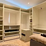 Workers - 7 Bedroom - 15 Beds - 3 Bath Сasa de vacaciones
