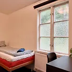 Workers Dream - 10 Bedroom - 14 Beds - Volvo
