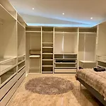 Workers - 7 Bedroom - 15 Beds - 3 Bath Сasa de vacaciones Gotemburgo
