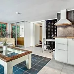 Casa vacanze Workers - 4br - 8 Beds - 2 Kitchens - Volvo *