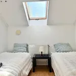 Workers • 19 Beds • 3 Kitchens • Volvo • Parking Dom wakacyjny