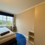 Casa de Férias Workers Dream - 10 Bedroom - 14 Beds - Volvo *