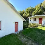 Workers - 5 Bedroom - 2 Bath - Volvo - Parking *