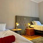 別荘 6 Beds - 4 Bedroom - For Workers - Volvo - Parking *