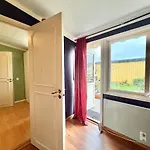 Workers - 4br - 4 Beds - Parking - Near Volvo Сasa de vacaciones