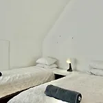 The Workers In Holiday home Gothenburg