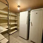 Workers Big - 5 Bedroom - 2 Bath - Volvo Holiday home Gothenburg