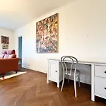 別荘 6 Beds - 4 Bedroom - For Workers - Volvo - Parking