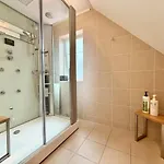 Workers - 7 Bedroom - 15 Beds - 3 Bath * Gotemburgo