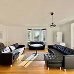 The Workers In Holiday home