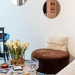Design Comfort At Karlatornet, Dream Views Apartment