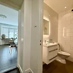 The Family Flat * 5 Beds * *
