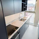 Floor With Rooftop, 1br In Great Location شقة