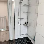 Rymligt Och Haerligt Radhus I Appartement