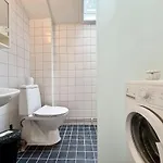 Workers - 2 Bedroom - Free Parking - Near Volvo Apartment *