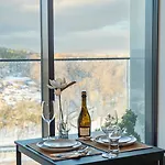 Design Comfort At Karlatornet, Dream Views Apartamento *
