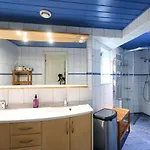 Workers - 8 Beds - Free Parking - Near Volvo Apartmán *