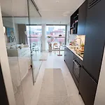 Thoughtfully Fine Designed 1br In Prime Location Apartment Göteborg