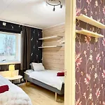 Workers - 8 Beds - Free Parking - Near Volvo *