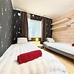 Workers - 8 Beds - Free Parking - Near Volvo * Göteborg