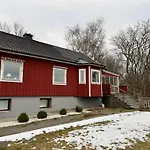 Apartmán Workers - 8 Beds - Free Parking - Near Volvo