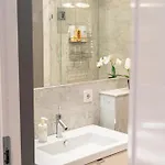 Grand 3br At Vasaplatsen Apartamento *