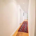 Grand 3br At Vasaplatsen Apartment *