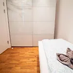 Grand 3br At Vasaplatsen Apartment