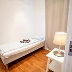 Apartment Grand 3br At Vasaplatsen Gothenburg