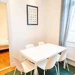 Apartment Grand 3br At Vasaplatsen *