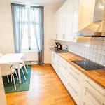 Grand 3br At Vasaplatsen Gotemburgo