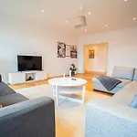 Grand 3br At Vasaplatsen