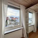 Casa vacanze Workers - 4br - 8 Beds - 2 Kitchens - Volvo