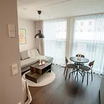 Apartman Bright Designer In *